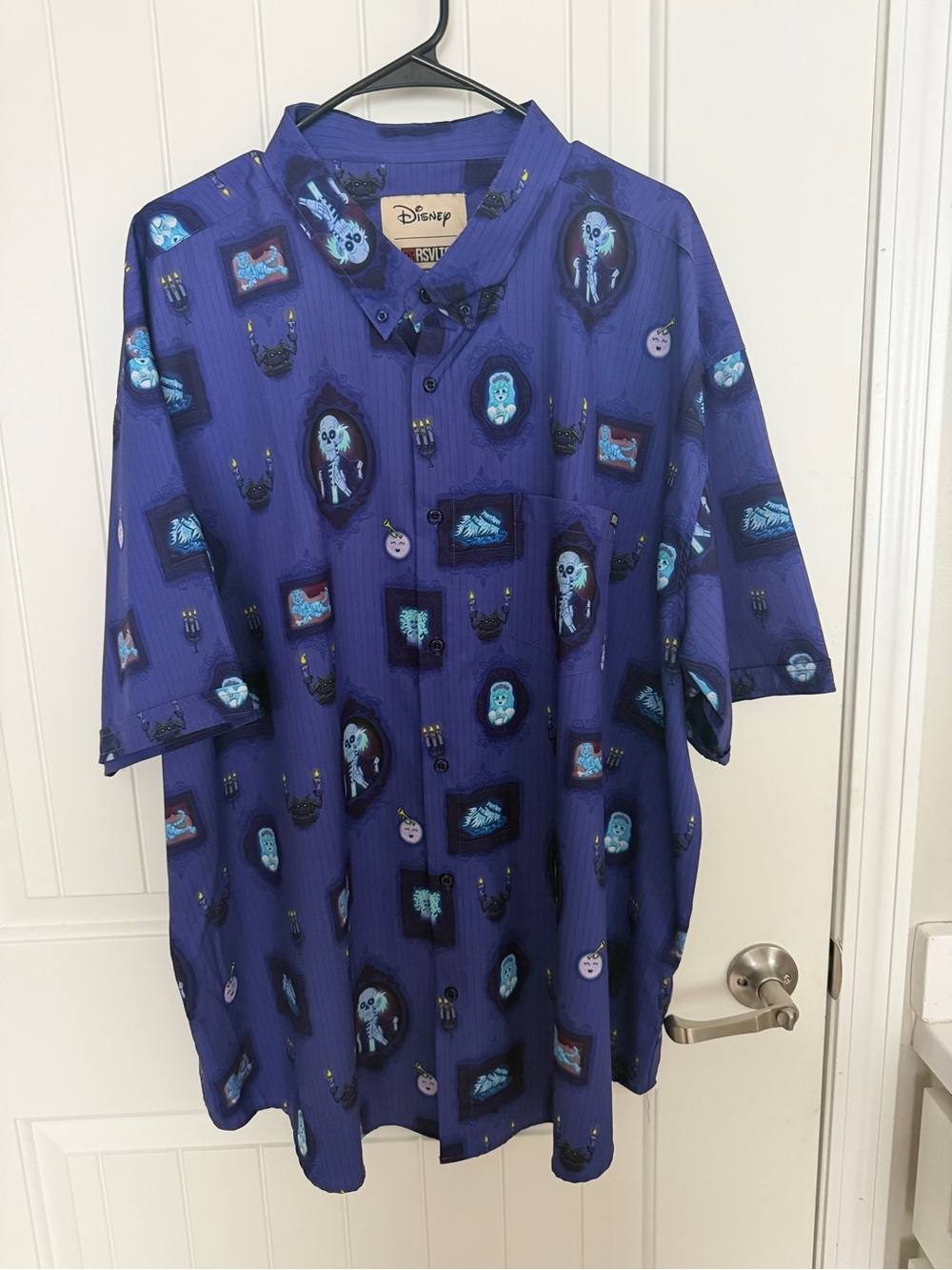 RSVLTS Men’s Disney Haunted Mansion “Ghostly Gallery”